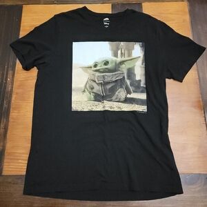 Disney YODA black tshirt Size Large